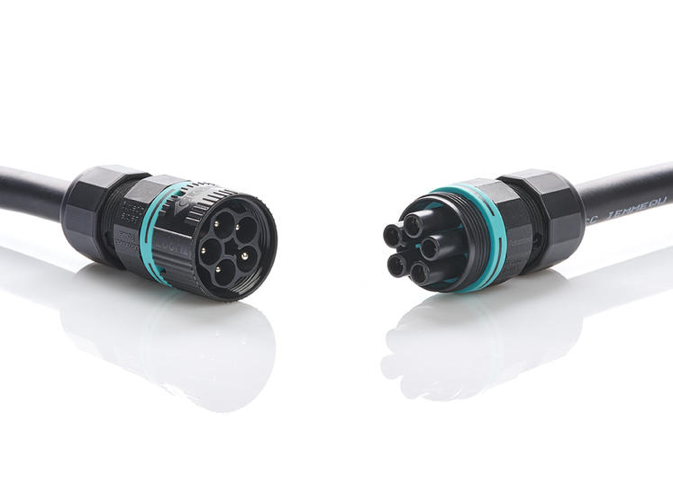 Techno connector plug and socket THB387