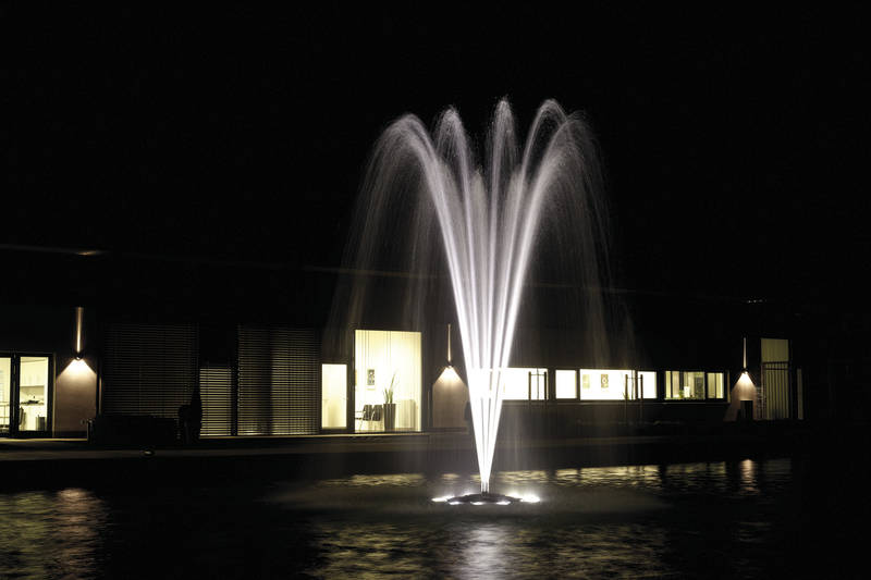 LED verlichting wit drijvende fonteinen