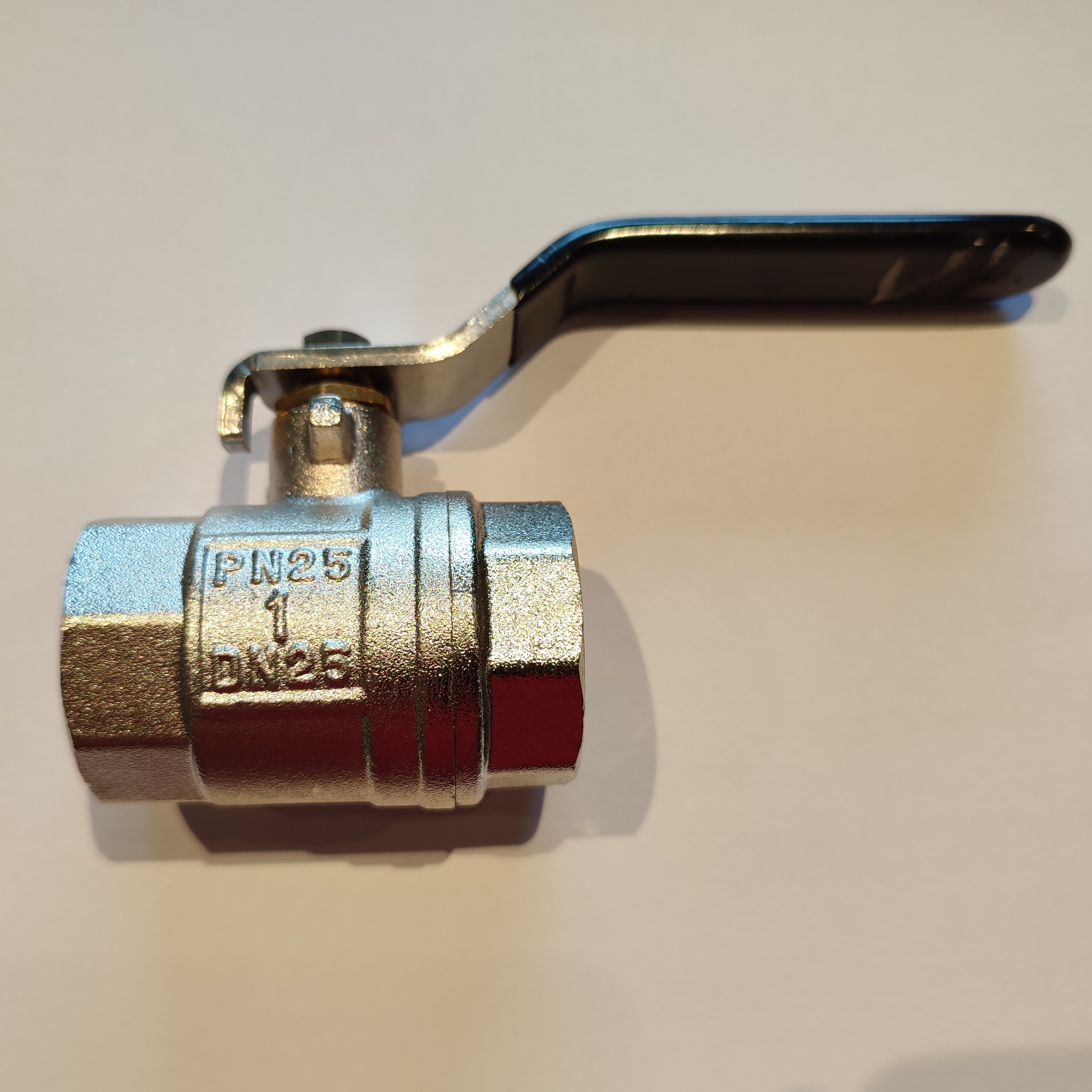 Kogelkraan volle doorlaat binnendr. 1”