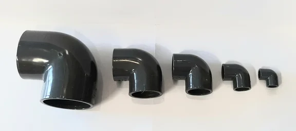 pvc knie 90gr. 32 mm PN16